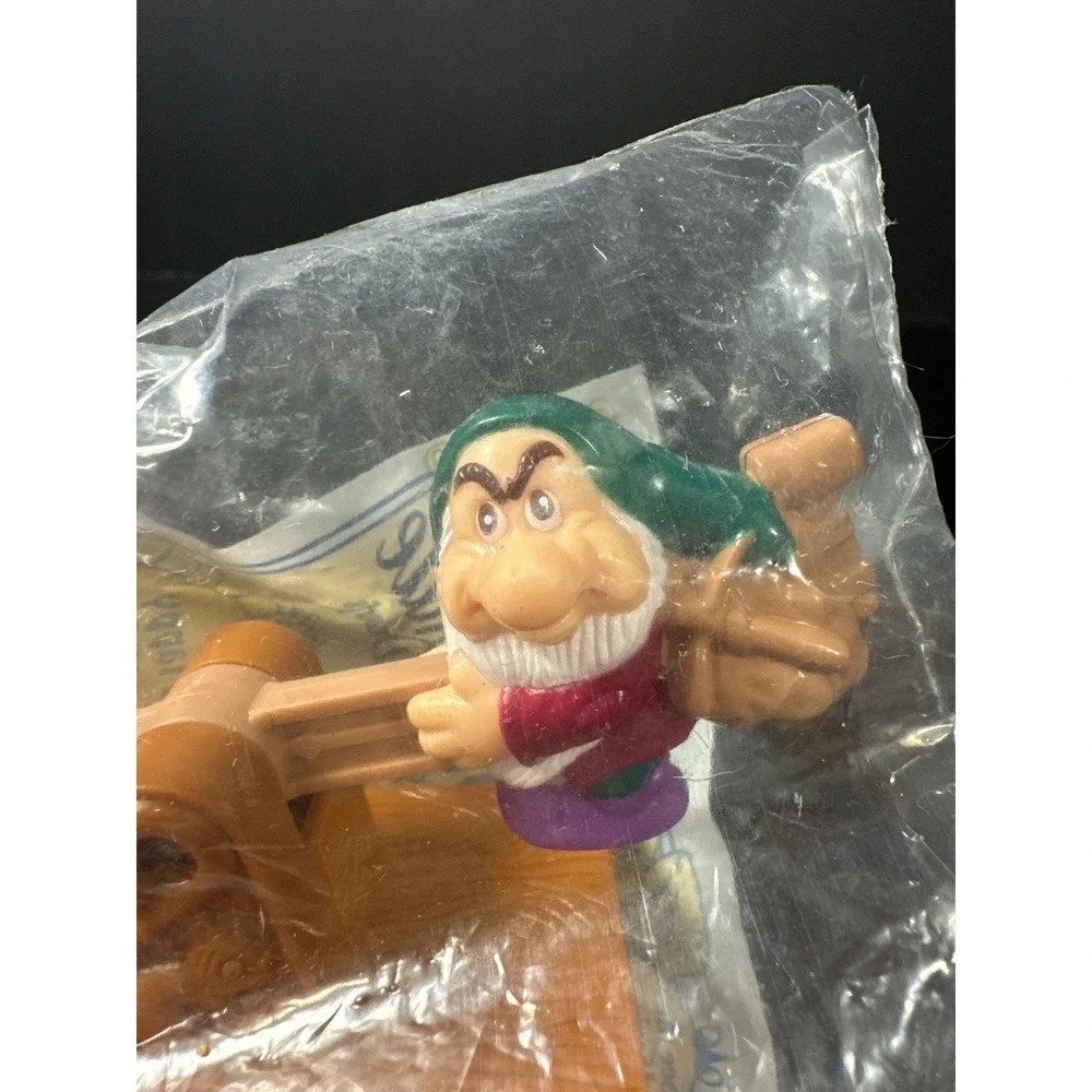 1992 McDonald's Happy Meal Snow White Dwarfs Happy & Grumpy Toy SEALED